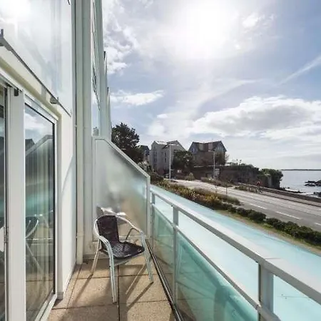 Brit De L'ocean 3*